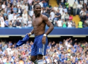 开云体育官方网站-赛道上的绝对主宰，维斯塔潘高光表现助梅赛德斯完胜阿斯顿马丁