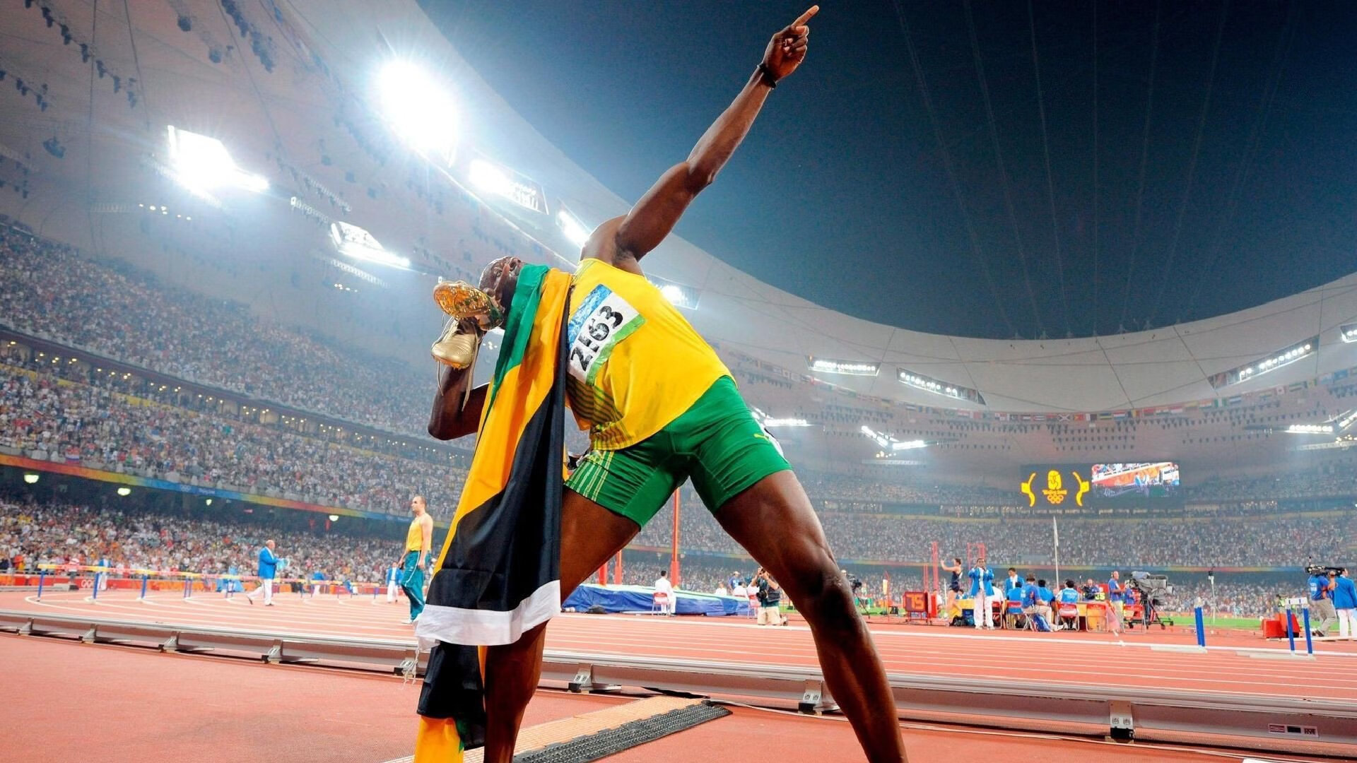 北欧风暴席卷安达卢西亚，瑞典末节神奇逆转，F1年度争冠悬念再起