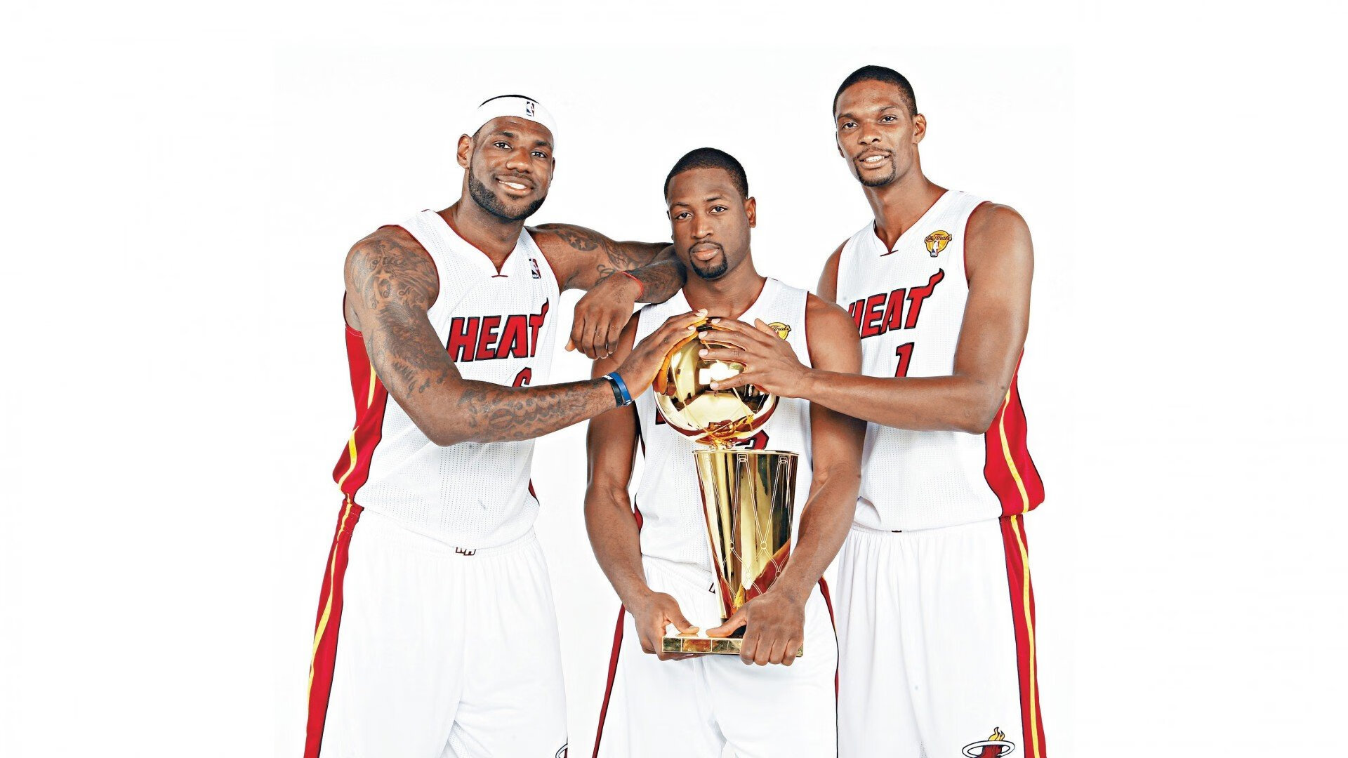 绝杀之夜，北京队一剑封喉，米切尔统治全场却成悲情英雄